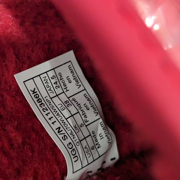 UGG Classic Clear Mini Waterproof Rain Boot - Picture 5 of 8